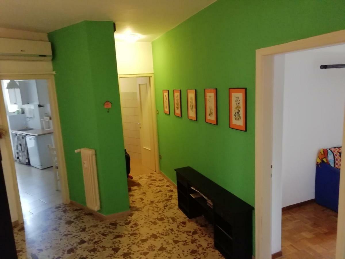 Comfortable And Friendly Apartment Triëst Buitenkant foto